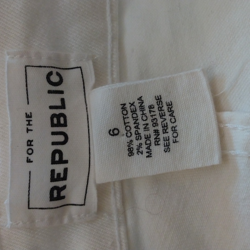 For The Republic Size 6 White Pants. - Picture 10 of 11
